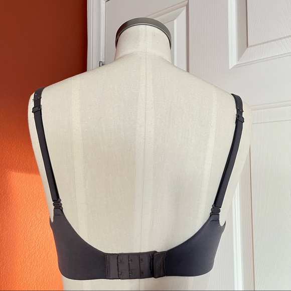 Victoria’s Secret dark gray body by Victoria 3-ways lined demi bra - Picture 5 of 14